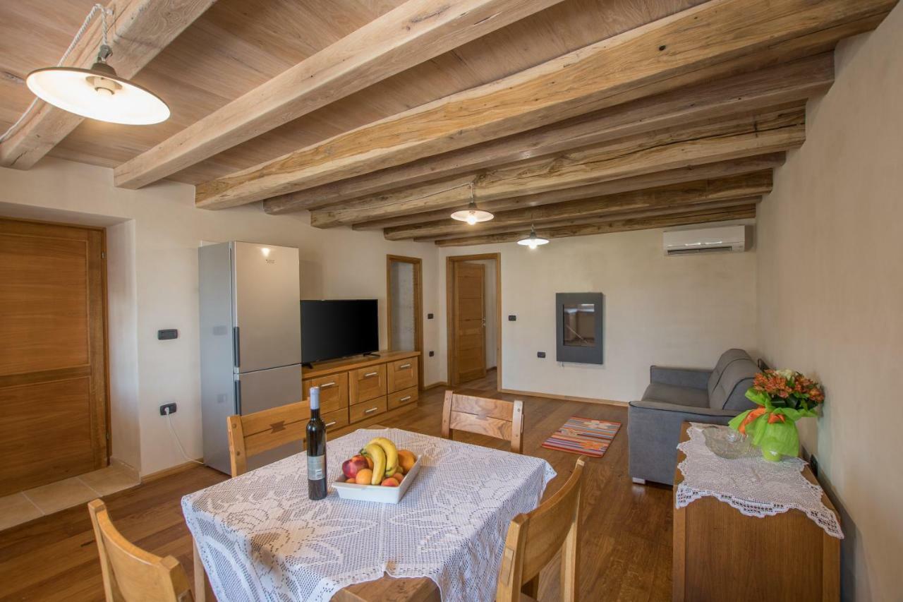 Petrovija Lana House With Apartments מראה חיצוני תמונה