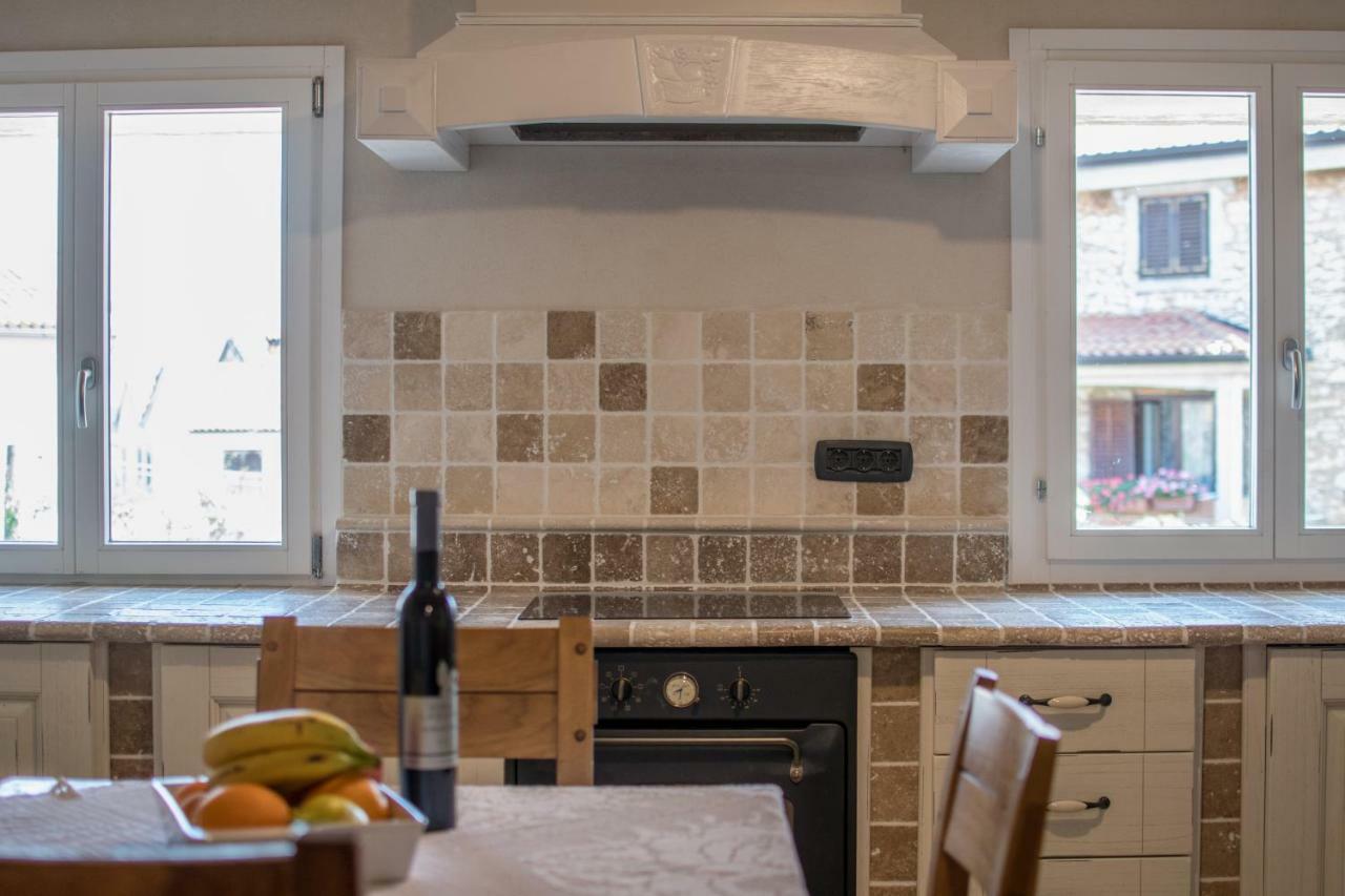 Petrovija Lana House With Apartments מראה חיצוני תמונה
