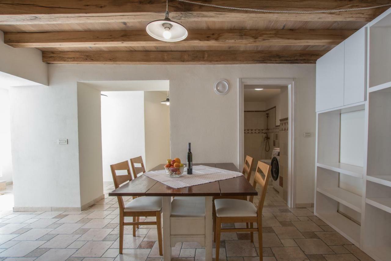 Petrovija Lana House With Apartments מראה חיצוני תמונה